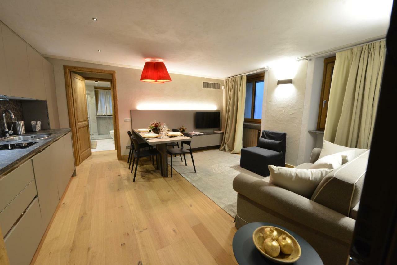 Le Reve Charmant Apartments - Via Sant'Orso,2 Aosta Exterior photo